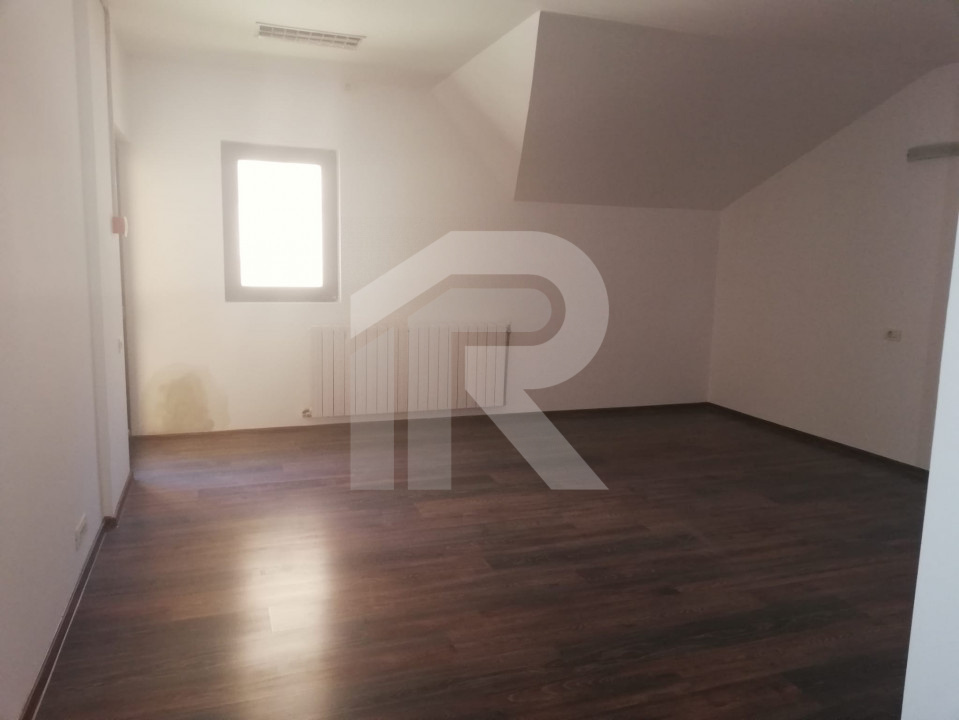 Casa de închiriat pretabilă activitate comercială(birouri, afterschool,etc)