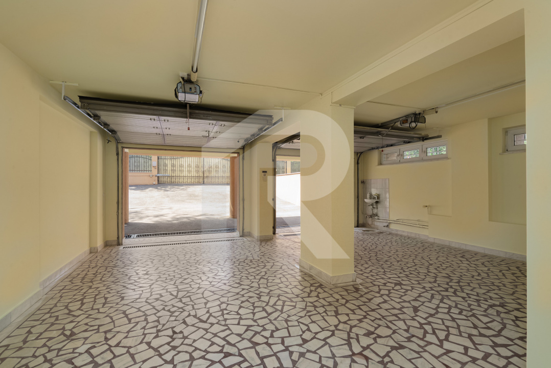 Drumul Taberei - Valea Oltului, casa 9 camere, lot 1158 mp