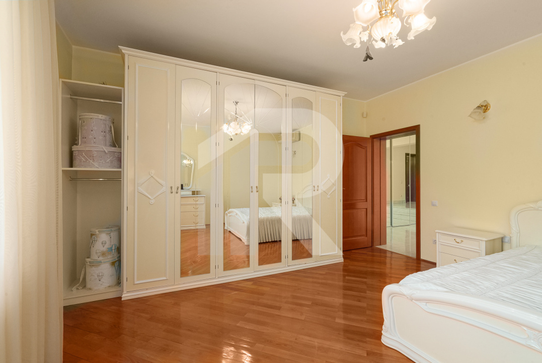Drumul Taberei - Valea Oltului, casa 9 camere, lot 1158 mp
