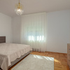 Vilă de vânzare în Bușteni – 8 dormitoare, vedere directă spre Crucea Caraiman!