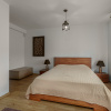 APĂRĂTORII PATRIEI – CASA CU 4 CAMERE, 3 BĂI, CURTE, LOC PARCARE