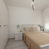 APĂRĂTORII PATRIEI – CASA CU 4 CAMERE, 3 BĂI, CURTE, LOC PARCARE