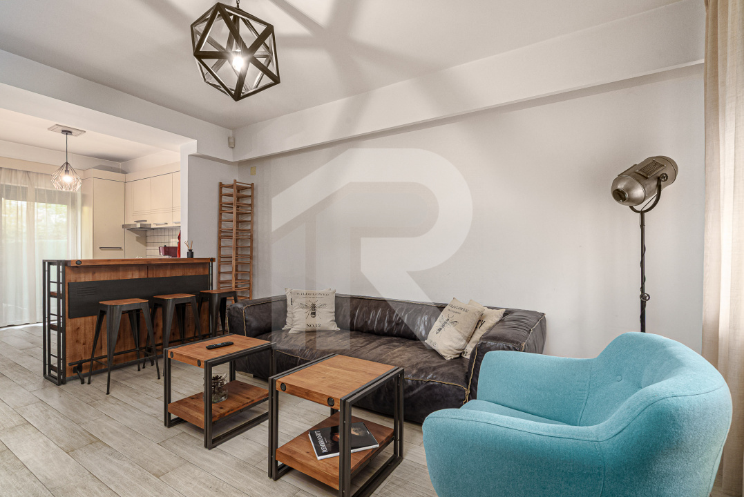 APĂRĂTORII PATRIEI – CASA CU 4 CAMERE, 3 BĂI, CURTE, LOC PARCARE
