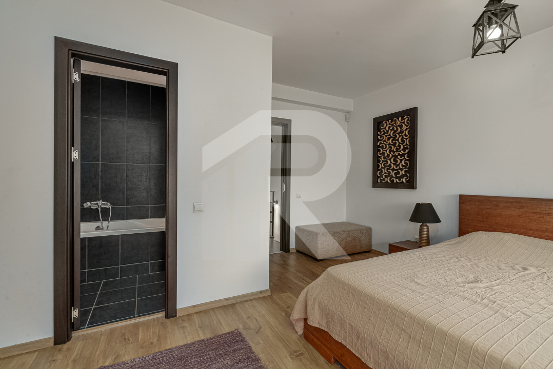 APĂRĂTORII PATRIEI – CASA CU 4 CAMERE, 3 BĂI, CURTE, LOC PARCARE