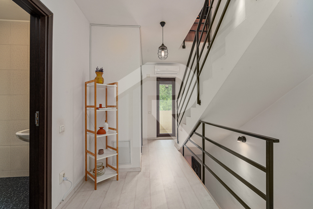 APĂRĂTORII PATRIEI – CASA CU 4 CAMERE, 3 BĂI, CURTE, LOC PARCARE