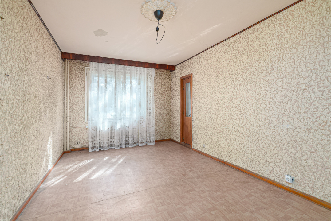 Apartament 3 camere Militari - Gorjului etaj 1, bloc 1981, '70 mp, 2 gr sanitare