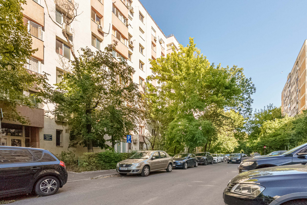 Apartament 3 camere Militari - Gorjului etaj 1, bloc 1981, '70 mp, 2 gr sanitare