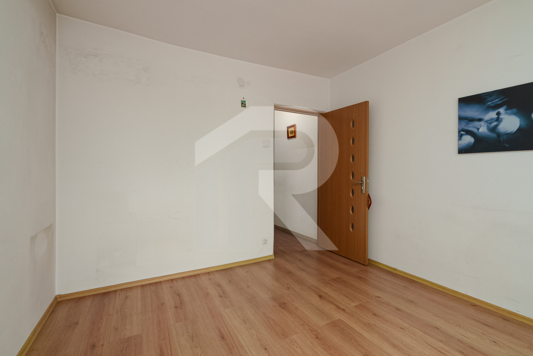 Calea Giulesti, etaj 1,, bloc anvelopat, 3 camere, vedere spate