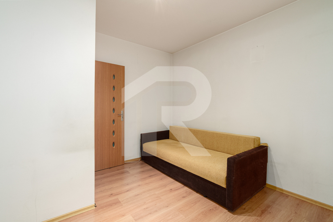 Calea Giulesti, etaj 1,, bloc anvelopat, 3 camere, vedere spate