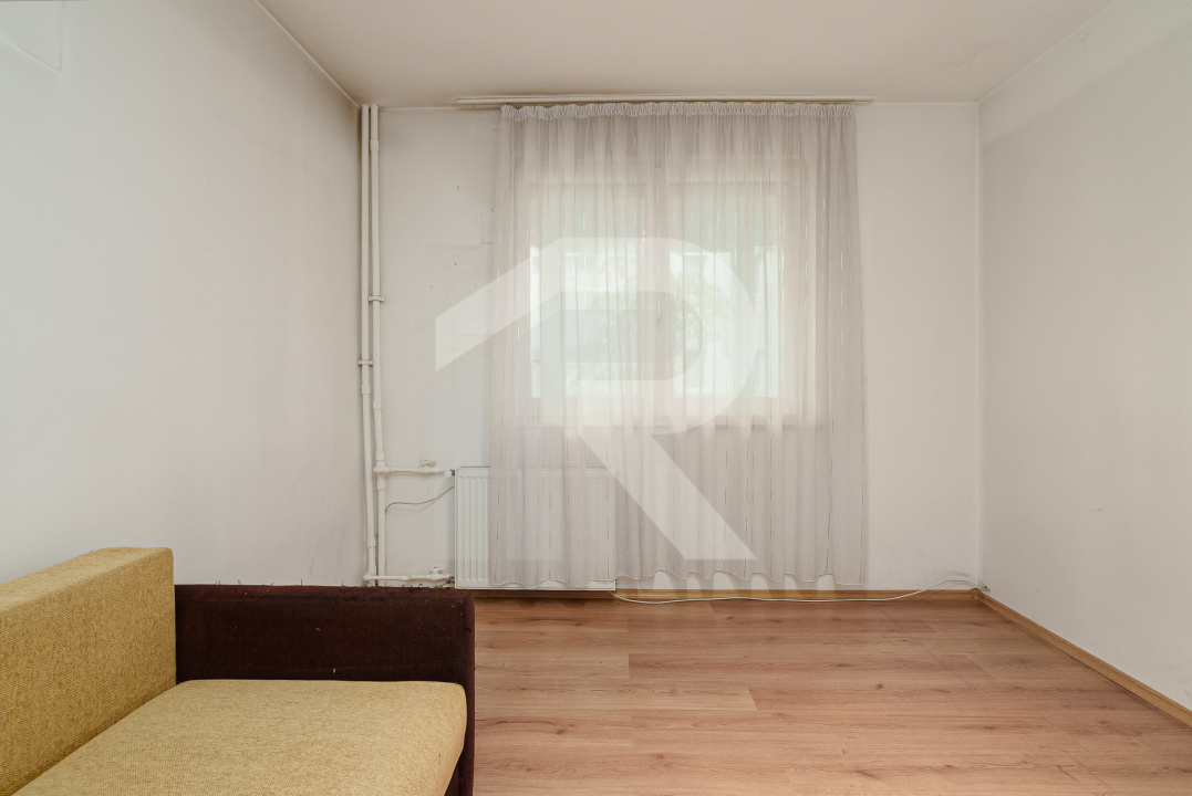 Calea Giulesti, etaj 1,, bloc anvelopat, 3 camere, vedere spate
