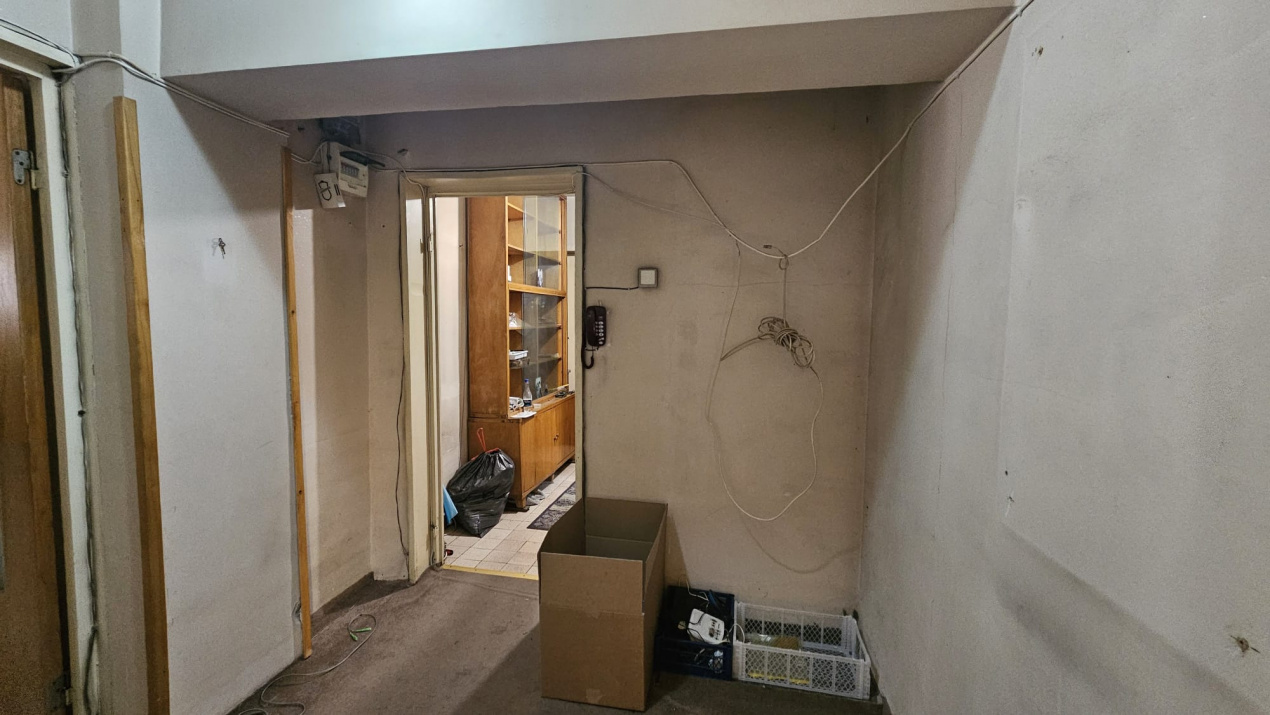 Apartament 4 Camere Decomandat DE RENOVAT 101 MP Total