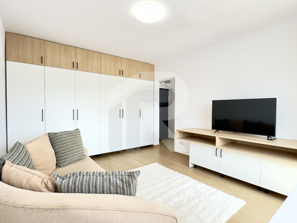 Studio,  prima închiriere Drumul Taberei - Parc Moghioros, etaj 4/10