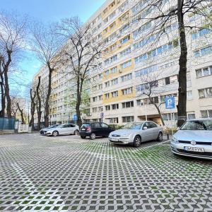 Apartament 2 camere Iancului, etaj 6/9, ideal renovare, instalații electrice noi