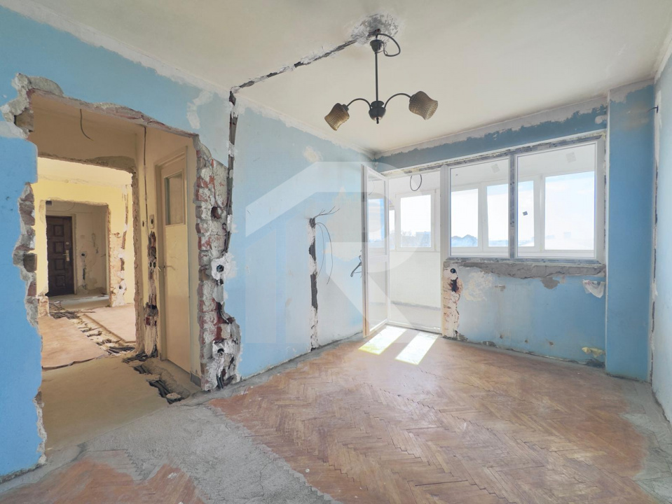 Apartament 2 camere Iancului, etaj 6/9, ideal renovare, instalații electrice noi