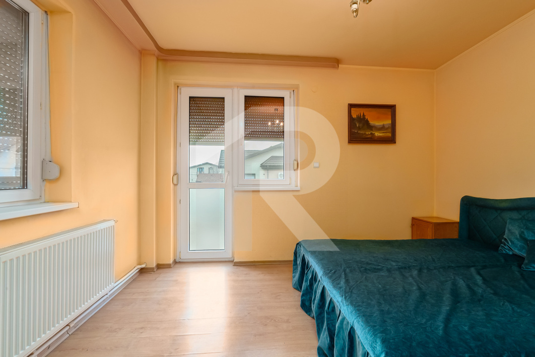 Casa spațioasă cu vedere la Lacul Grivița | 5 dormitoare | teren 793 mp