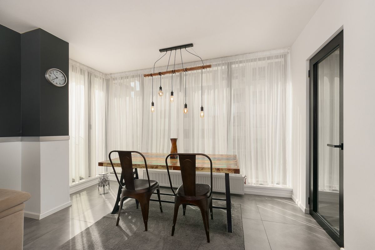 Apartament deosebit 2 camere decomandat lux militari