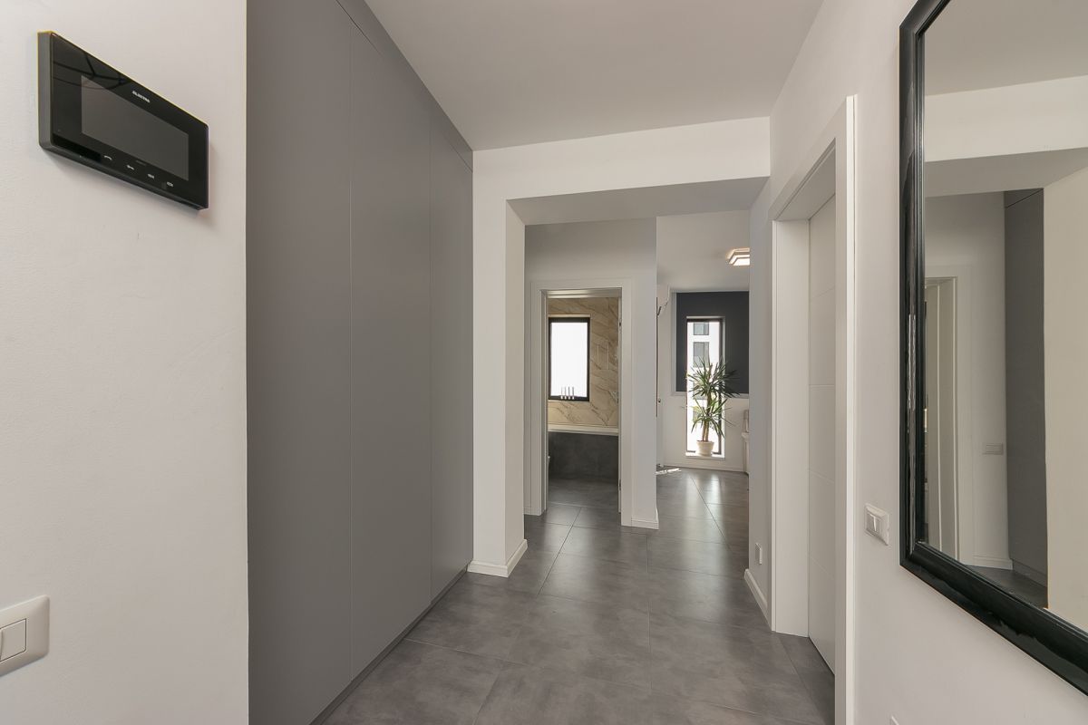 Apartament deosebit 2 camere decomandat lux militari