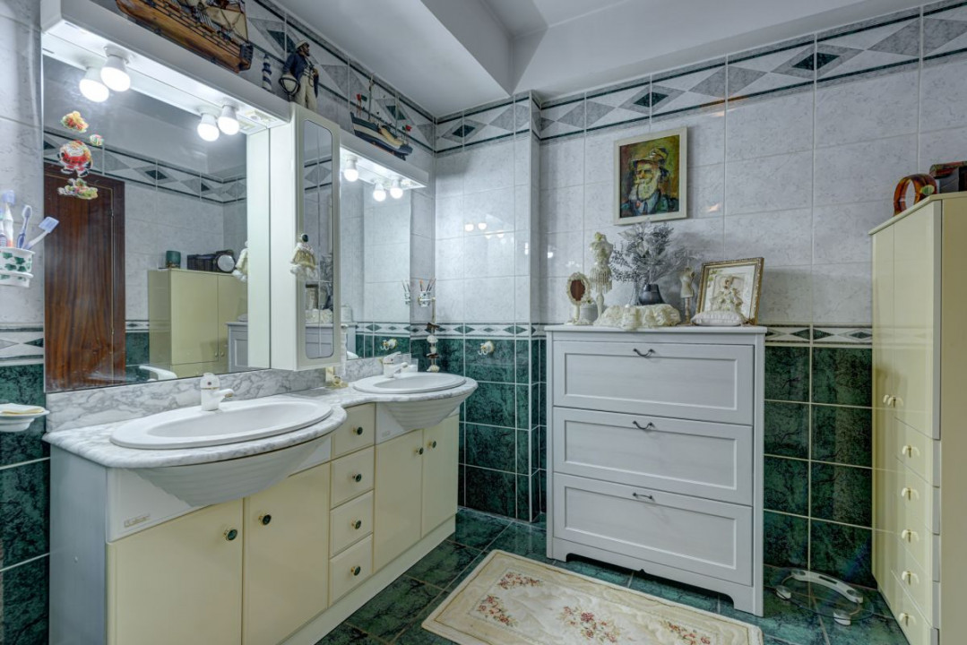 Vila spatioasa si eleganta potrivita pentru locuinta sau birou, Drumul Sarii!