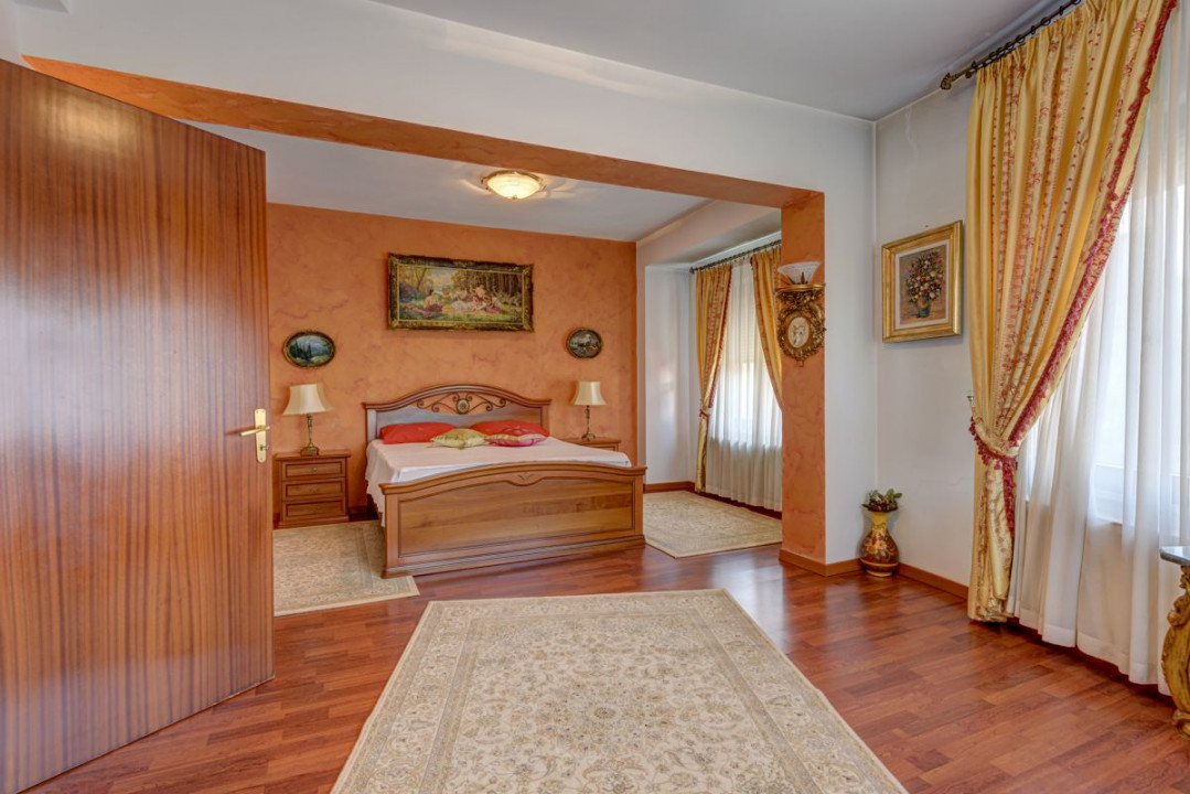 Vila spatioasa si eleganta potrivita pentru locuinta sau birou, Drumul Sarii!