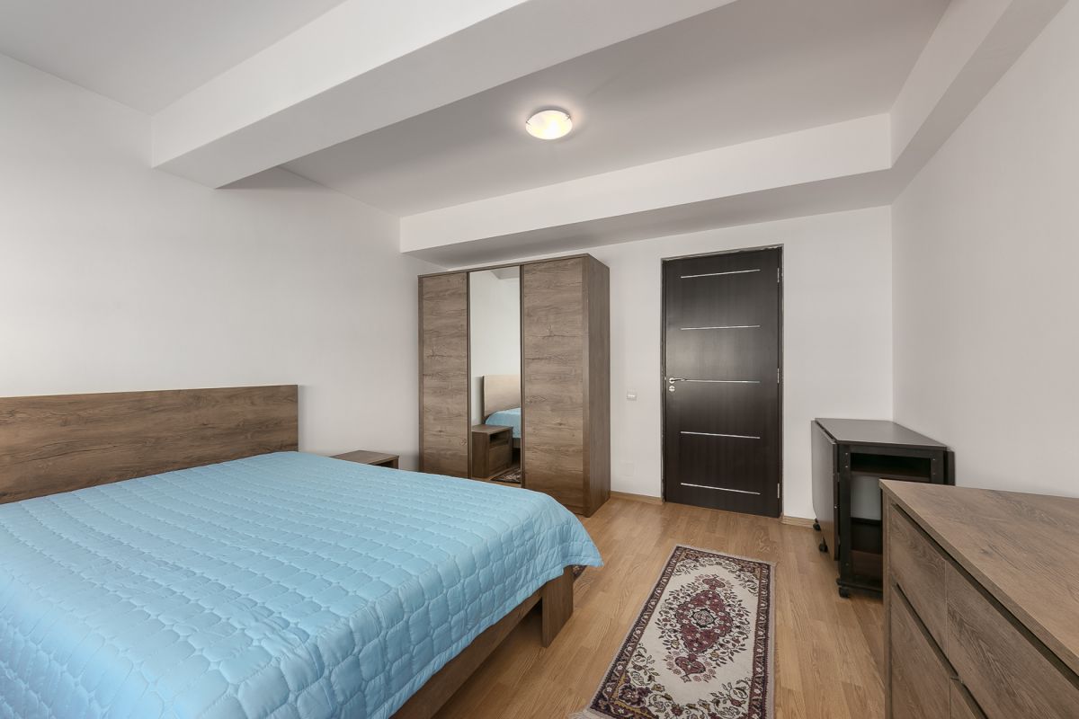 Apartament 3 camere Militari