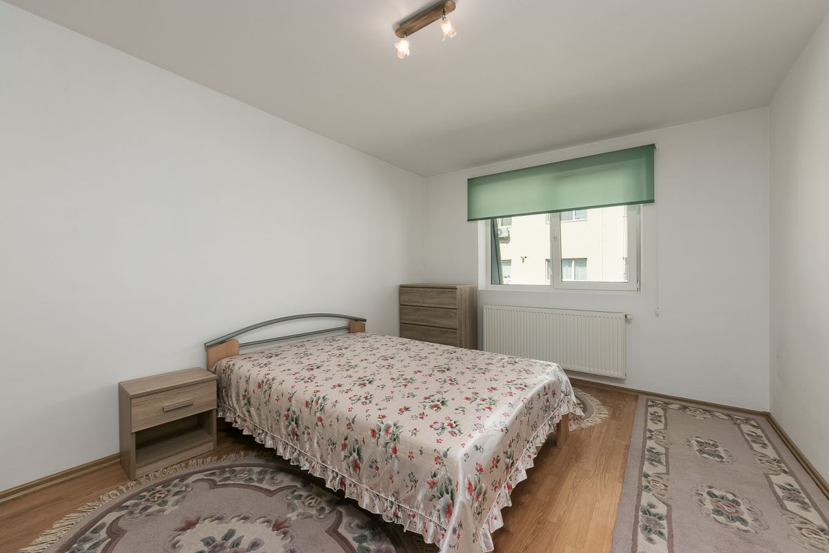 Apartament 3 camere Militari