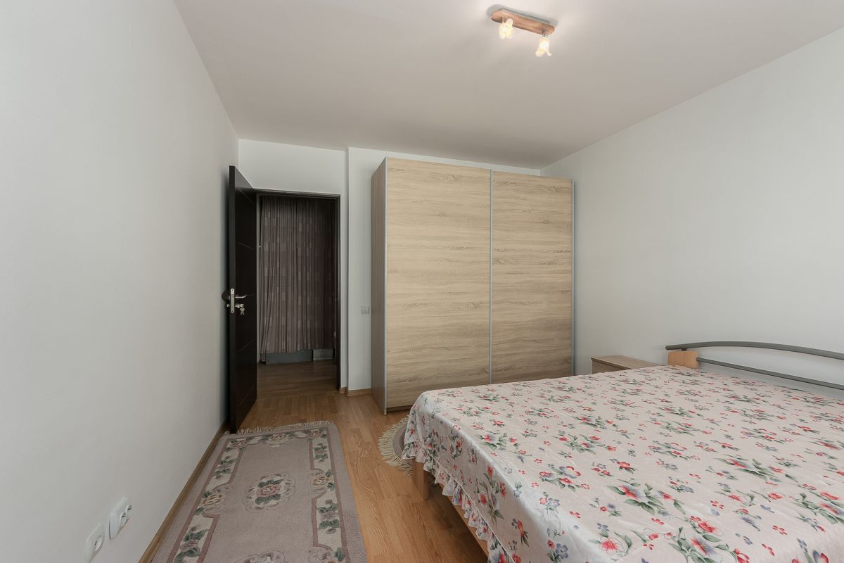 Apartament 3 camere Militari
