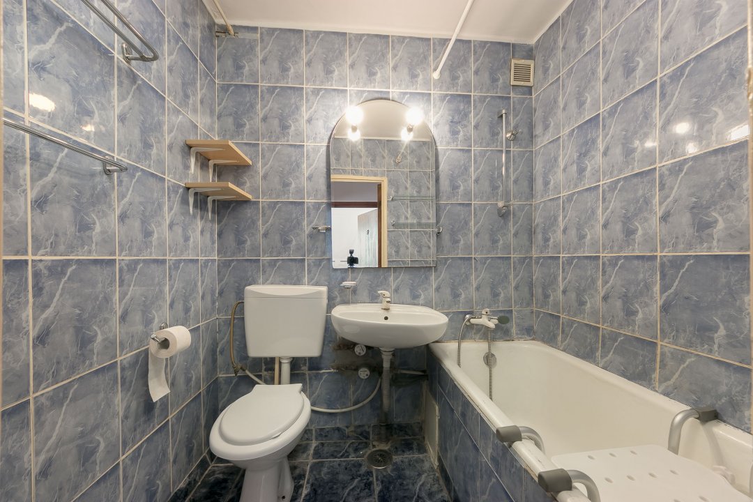 Apartament 3 camere decomandat langa Parcul Moghioros