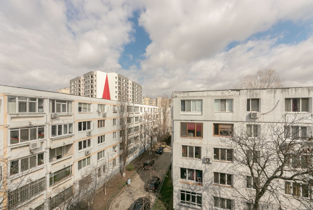 Apartament 3 camere decomandat langa Parcul Moghioros